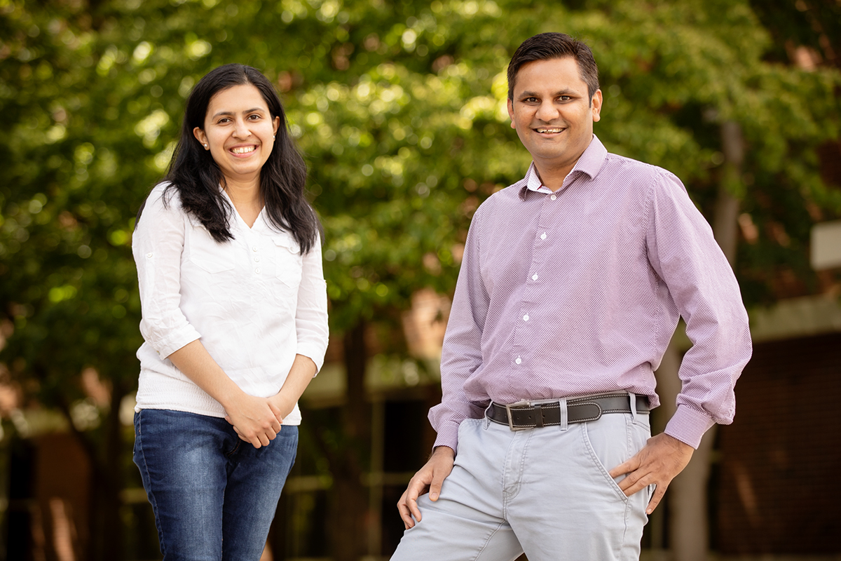 and Prashant Jain. Photo by L. Brian Stauffer, UIUC News Bureau.